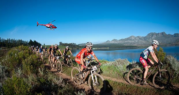 Cyclists on Wines2Whales Mountain Bike race